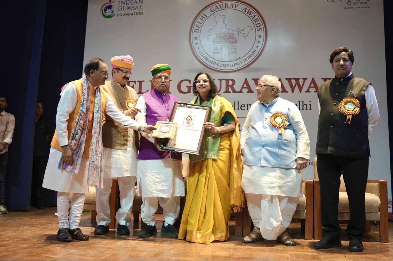 स्वाति गर्ग को मिला दिल्ली गौरव अवार्ड 2026, बालिका शिक्षा में योगदान के लिए हुआ सम्मान