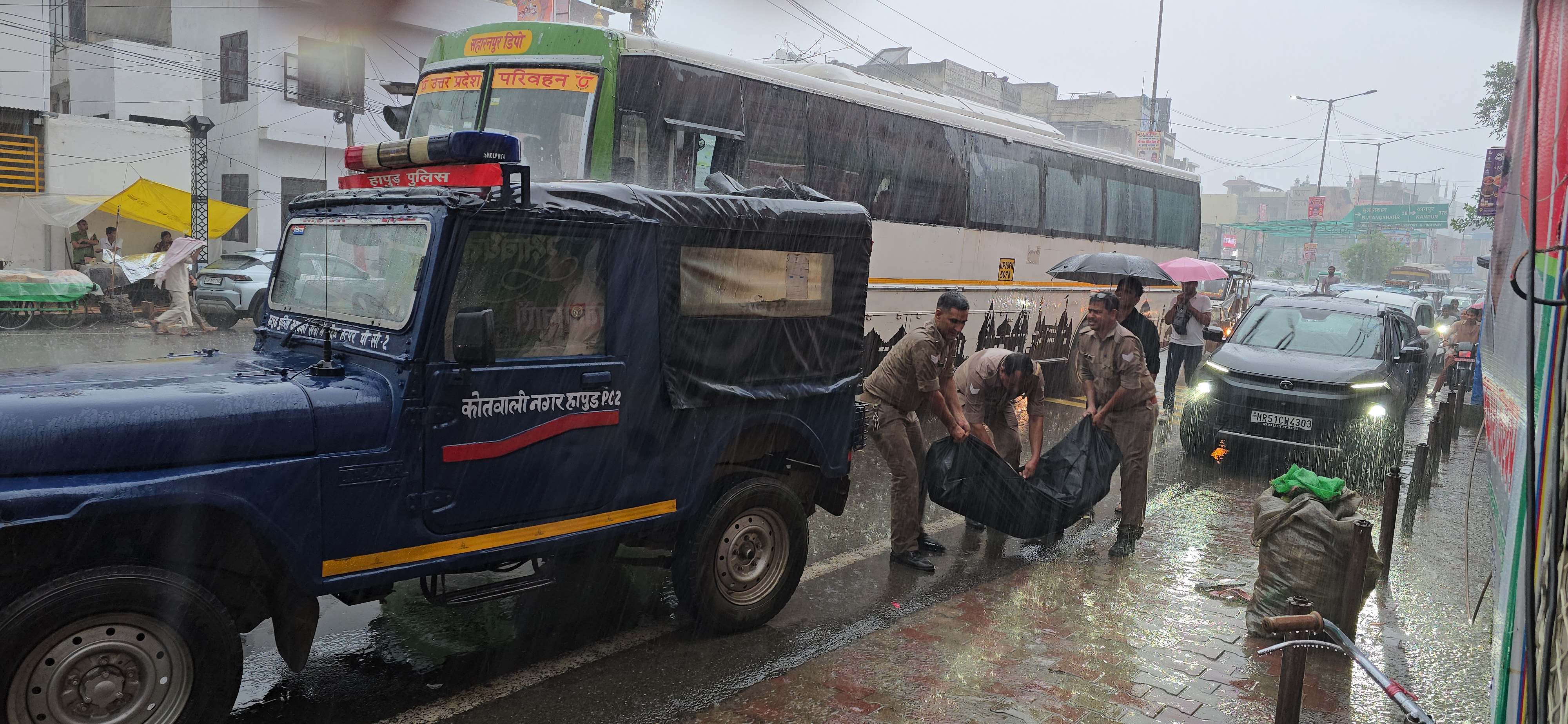 दर्दनाक हादसा: नंगे बिजली के तार से करंट लगने पर युवक की मौत